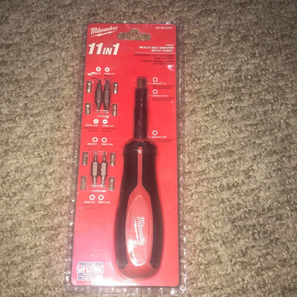 11 in 1 multi-bit driver with torx